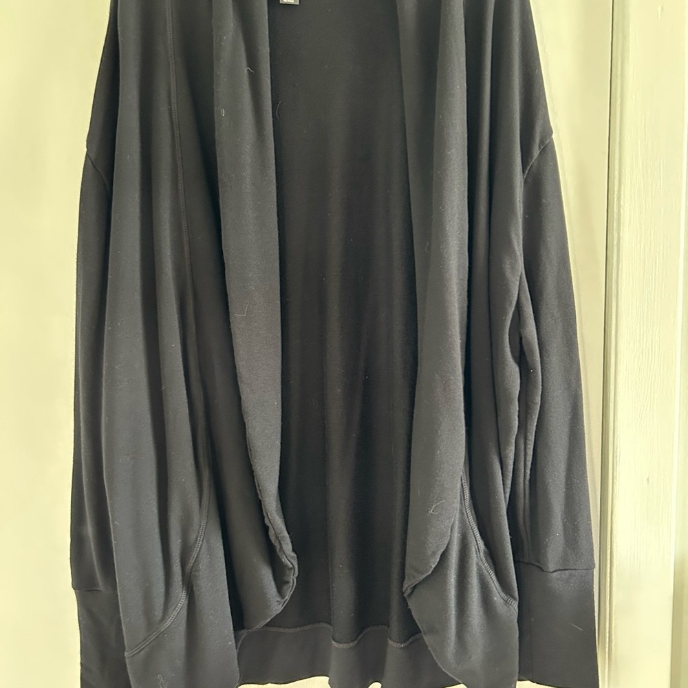 GAP Black GapFit Cardigan